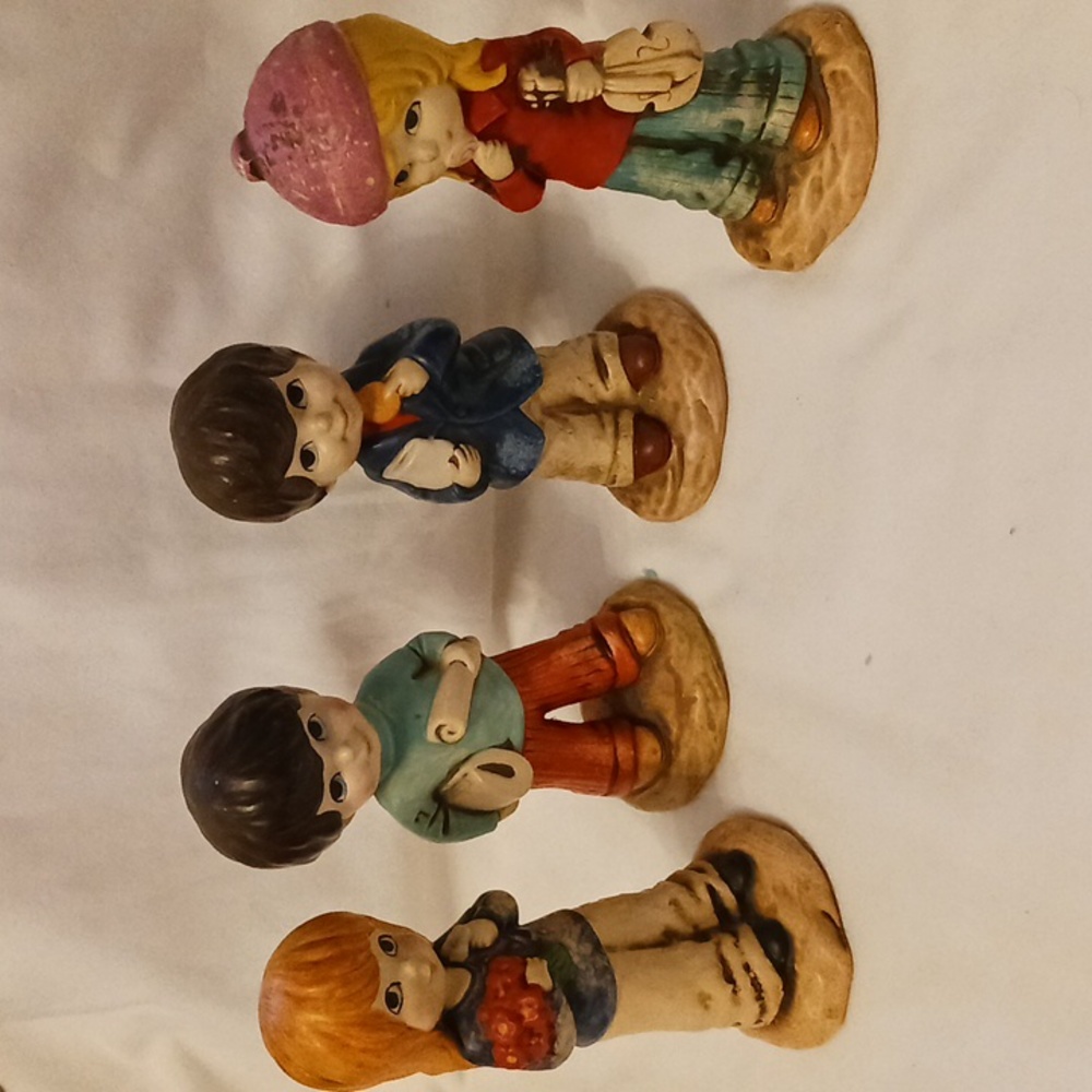 Vintage Little ones action figurines Japan